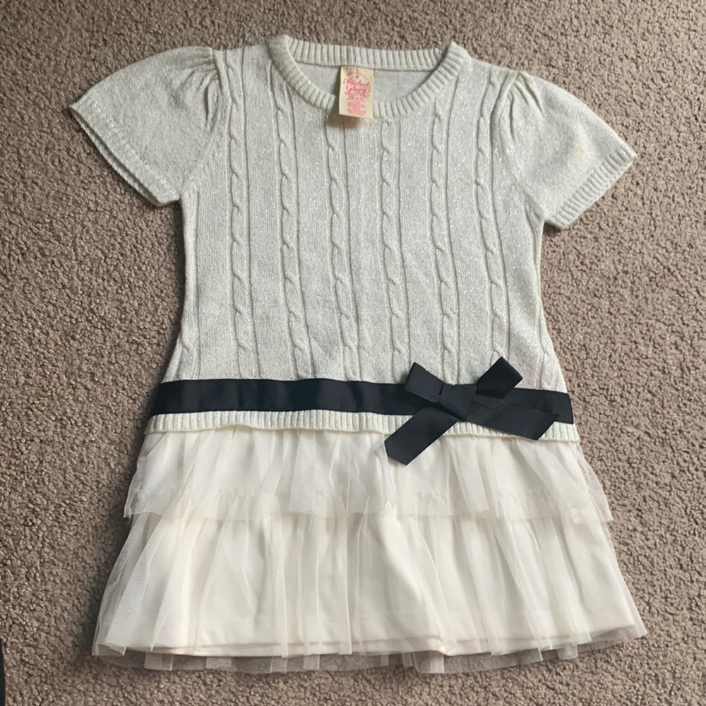 Girls white dress size 4/5